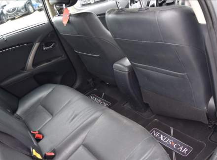Toyota - Avensis