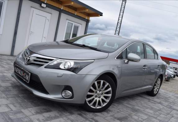 Toyota - Avensis