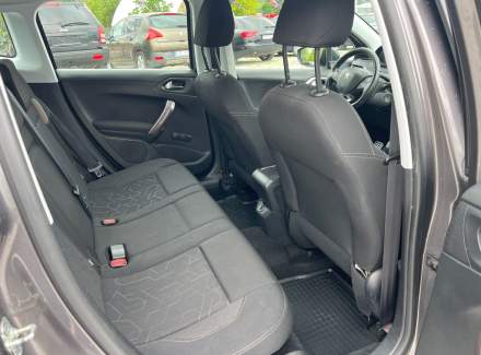 Peugeot - 2008