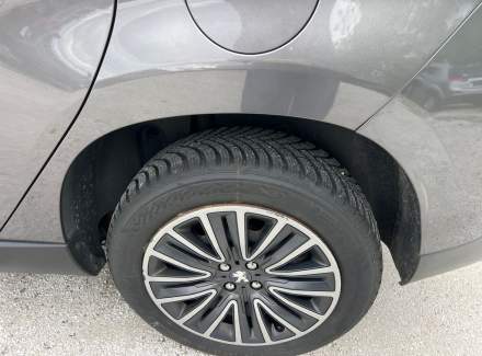 Peugeot - 2008