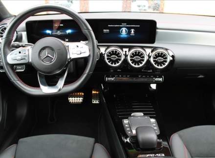 Mercedes-Benz - CLA