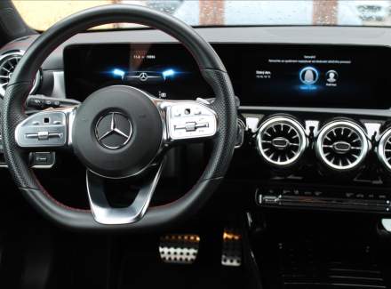 Mercedes-Benz - CLA