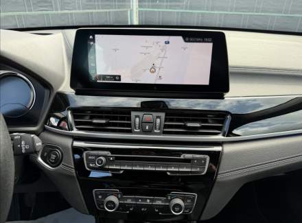 BMW - X1
