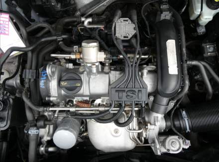 Volkswagen - Golf