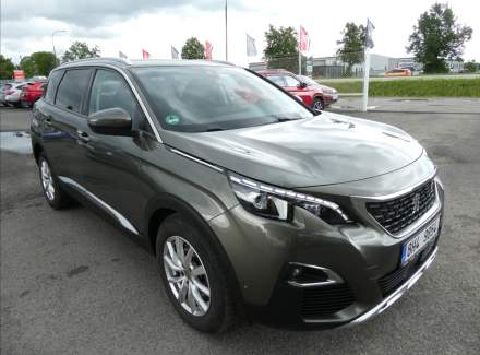 Peugeot - 5008