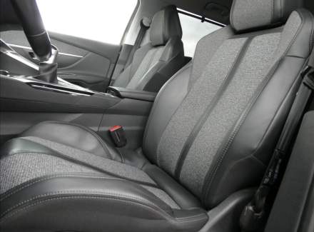 Peugeot - 5008