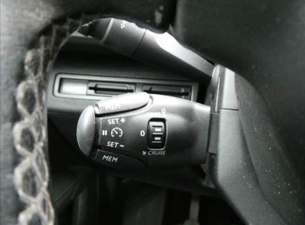 Peugeot - 5008