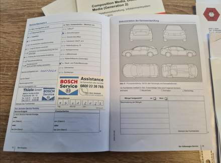 Volkswagen - Golf