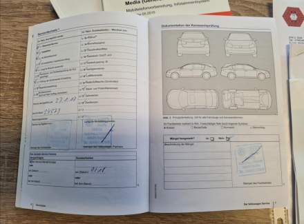 Volkswagen - Golf