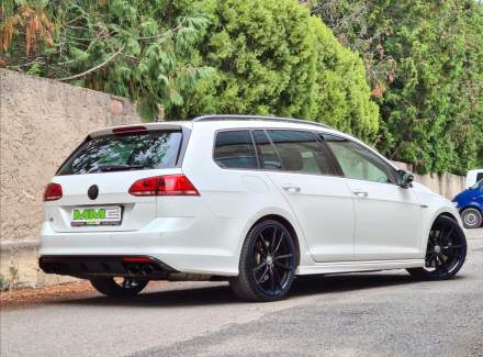 Volkswagen - Golf