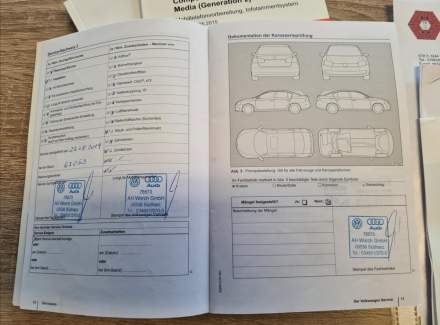 Volkswagen - Golf