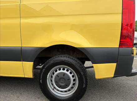 Mercedes-Benz - Sprinter