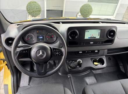 Mercedes-Benz - Sprinter