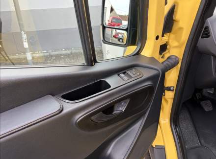 Mercedes-Benz - Sprinter