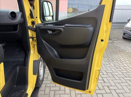 Mercedes-Benz - Sprinter