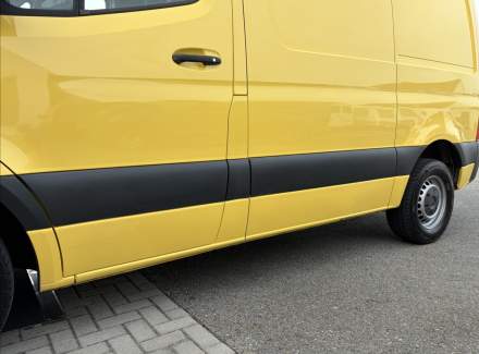 Mercedes-Benz - Sprinter