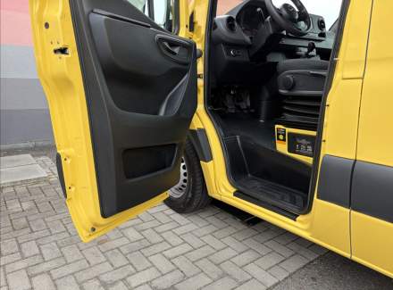 Mercedes-Benz - Sprinter
