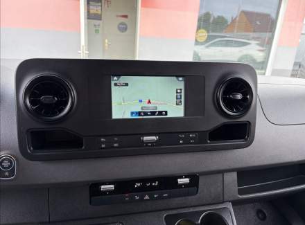 Mercedes-Benz - Sprinter