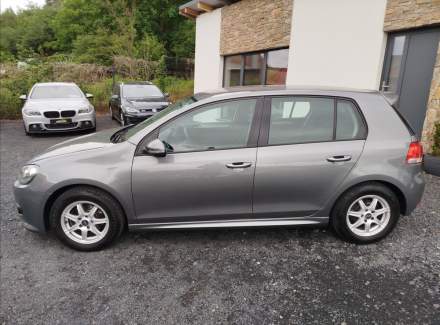 Volkswagen - Golf