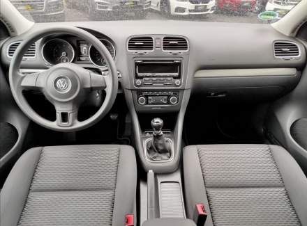 Volkswagen - Golf