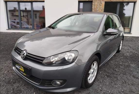 Volkswagen - Golf