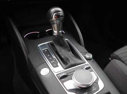Audi - A3
