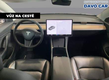 Tesla - Model 3