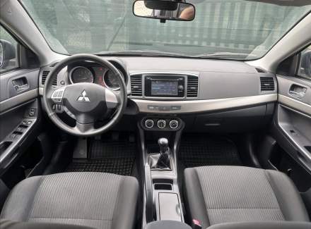 Mitsubishi - Lancer