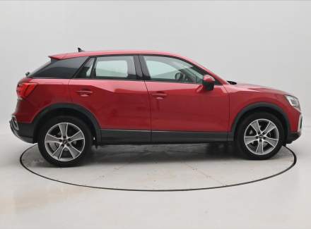 Audi - Q2