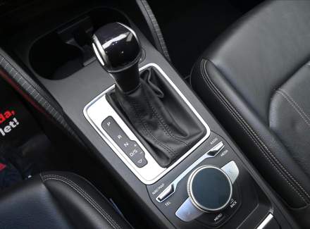 Audi - Q2
