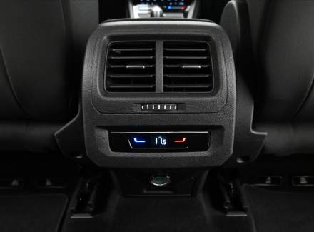Volkswagen - Touran
