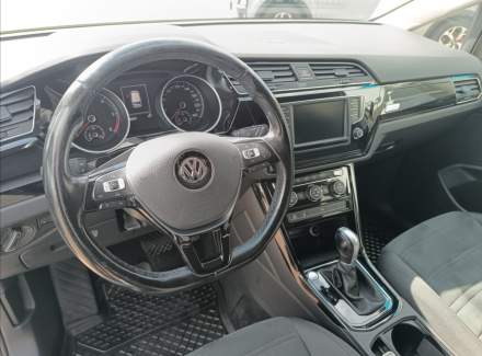 Volkswagen - Touran