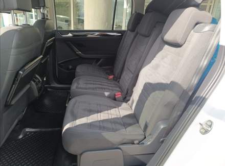 Volkswagen - Touran