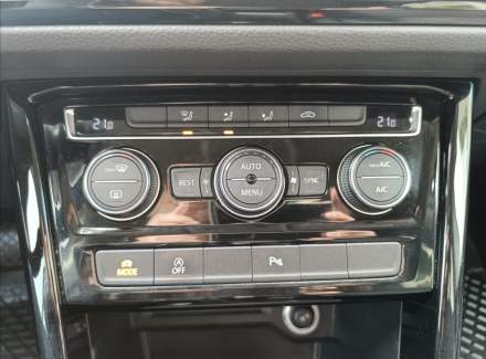 Volkswagen - Touran