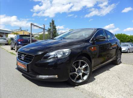 Volvo - V40