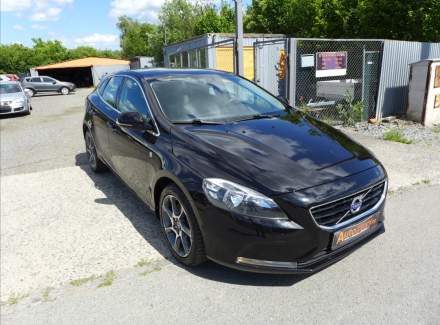 Volvo - V40