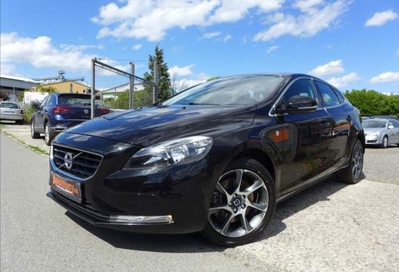 Volvo - V40