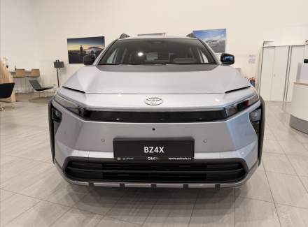Toyota - bZ4X