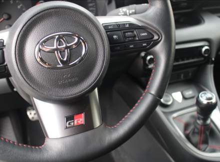 Toyota - Yaris