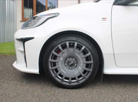 Toyota - Yaris