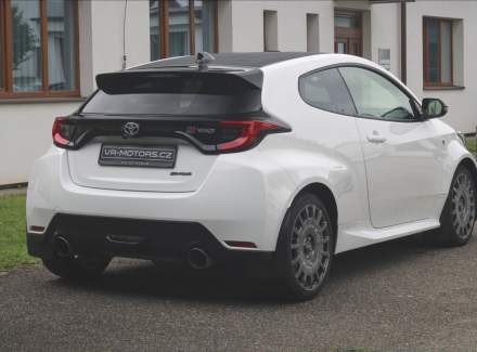 Toyota - Yaris