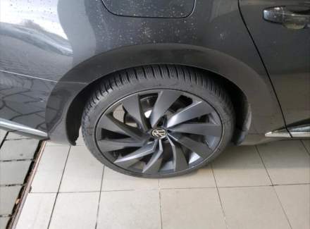Volkswagen - Arteon