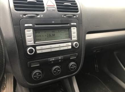 Volkswagen - Golf