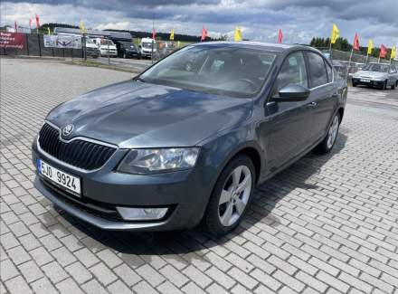 Škoda - Octavia
