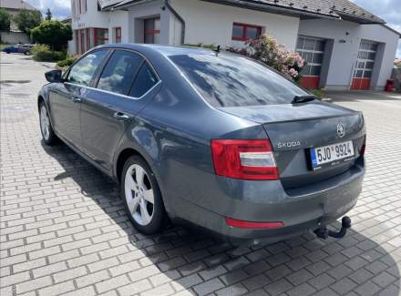 Škoda - Octavia