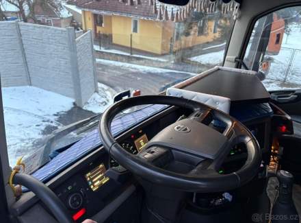 Volvo - 140