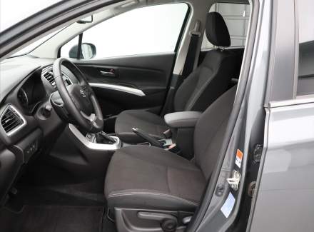 Suzuki - SX4