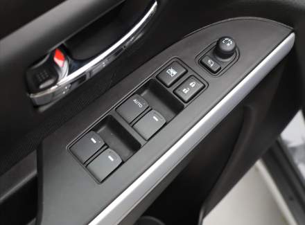 Suzuki - SX4