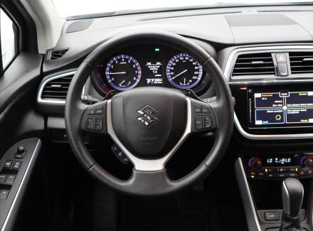 Suzuki - SX4