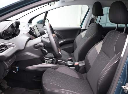 Peugeot - 2008